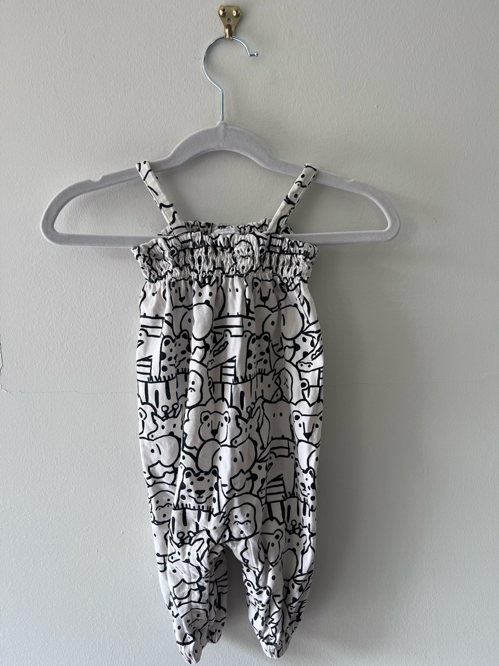 Hanna Andersson | Animal Kingdom Smocked Romper | 3-6 months